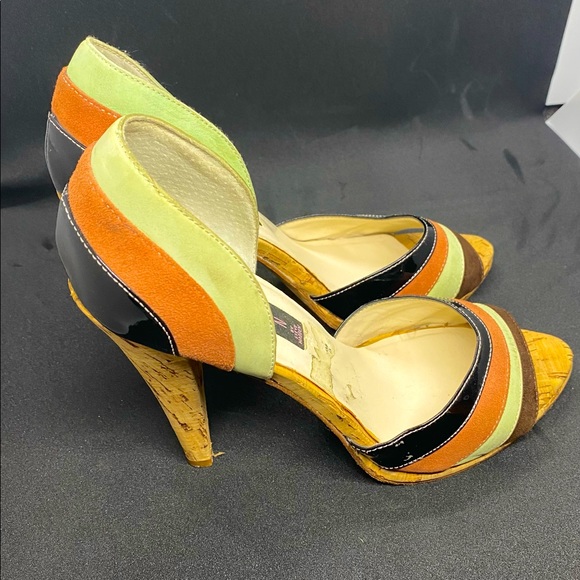 Steve Madden Retro Heels - Picture 4 of 4